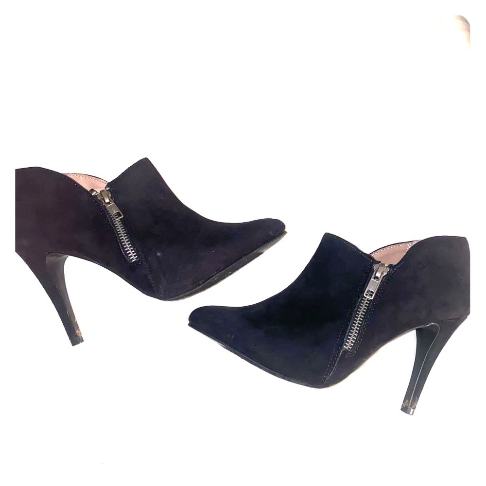 Black pump booties